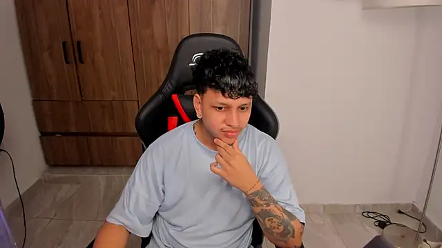 Jake simons online show from October 10, 2025, 1:54 pm