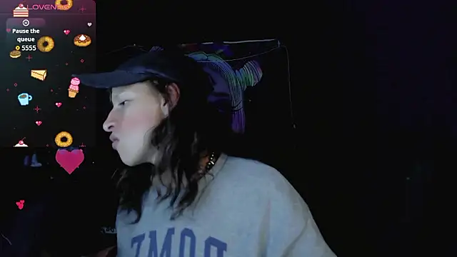 Summer XO online show from January 17, 2026, 10:57 pm