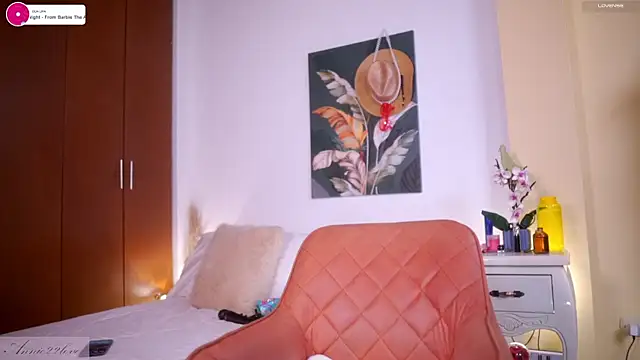 annie22love online show from February 19, 2025, 8:20 pm