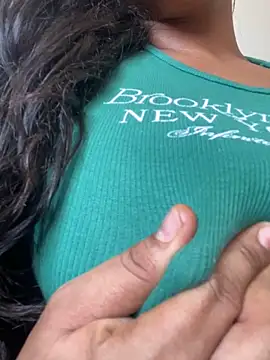 Snapshot of bea3liz chatting on January 21, 2025, 6:02 pm bea3liz online show from January 21, 2025, 6:02 pm