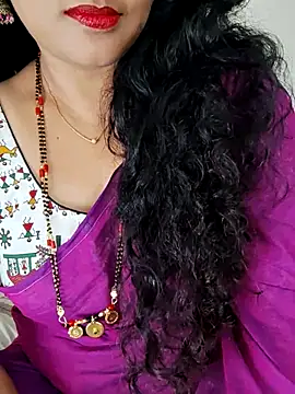 Snapshot of Indian_desi_wife chatting on June 4, 2026, 2:28 am Indian desi wife online show from June 4, 2026, 2:28 am