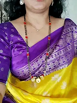 Snapshot of Indian_desi_wife chatting on June 24, 2026, 2:32 am Indian desi wife online show from June 24, 2026, 2:32 am