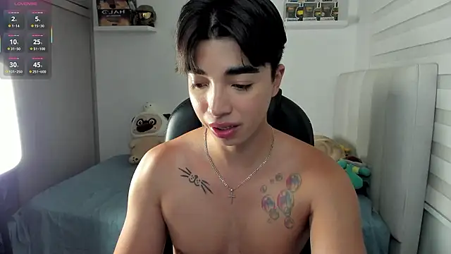 santy7v7 online show from January 16, 2026, 1:37 pm