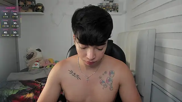 santy7v7 online show from March 19, 2026, 1:26 pm