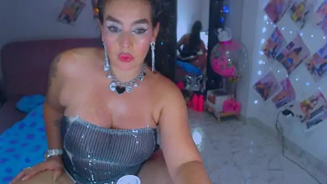 sweet vanessa 22 online show from September 19, 2025, 9:48 pm