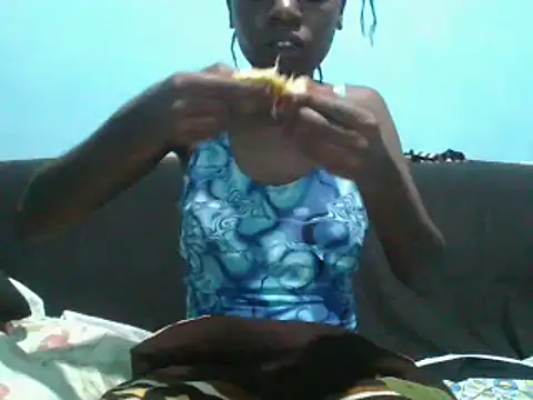 sweetchic  online show from March 14, 2025, 5:57 pm