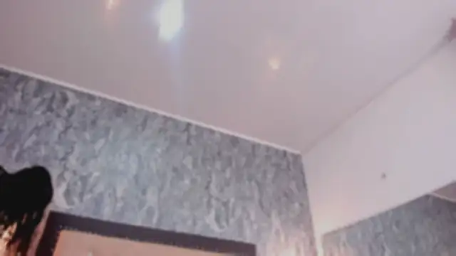 Lia sarahi online show from November 15, 2025, 11:40 am