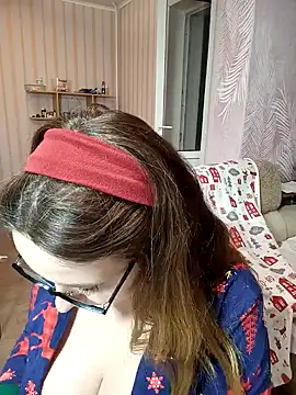 DienkaGreen online show from December 22, 2024, 3:33 pm