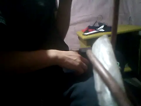 Wero4200 online show from October 13, 2025, 6:35 am