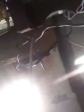 Wero4200 online show from December 3, 2025, 7:27 am