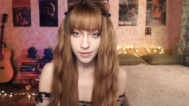 Friendly Ellie online show from December 12, 2024, 12:16 am