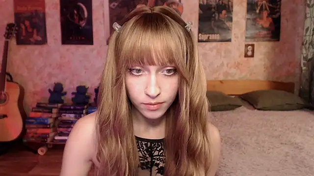 Friendly Ellie online show from July 17, 2026, 11:28 am