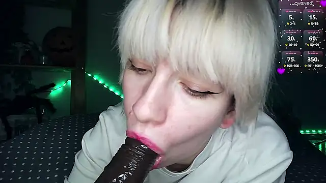 Snapshot of cruellagoth666 chatting on December 5, 2024, 6:11 pm cruellagoth666 online show from December 5, 2024, 6:11 pm