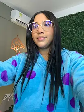 Amandanauty online show from December 10, 2024, 12:39 am