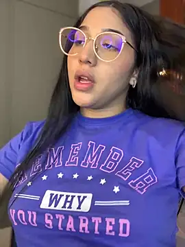 Amandanauty online show from January 13, 2025, 2:07 am