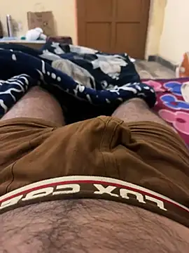 Bareilly Boy1 online show from February 9, 2025, 4:46 am