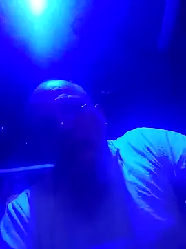 Snapshot of Kevinmc1d chatting on October 8, 2025, 5:16 am Kevinmc1d online show from October 8, 2025, 5:16 am