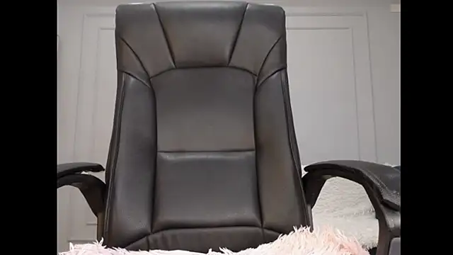 Snapshot of LillieSoonKim chatting on October 5, 2025, 3:49 am LillieSoonKim online show from October 5, 2025, 3:49 am