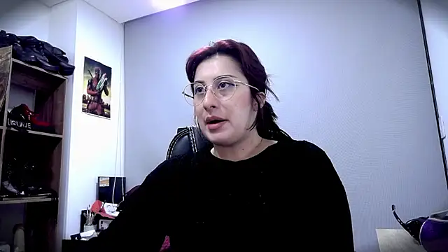 Snapshot of Scarlett_Sen chatting on May 15, 2026, 2:35 pm Scarlett Sen online show from May 15, 2026, 2:35 pm
