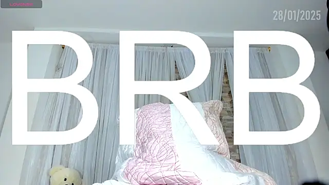 jaddyk  online show from January 28, 2025, 11:28 pm