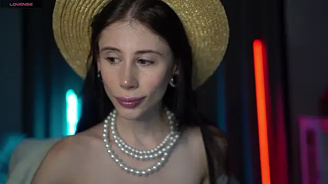 Your Nicolett online show from March 12, 2025, 4:08 am