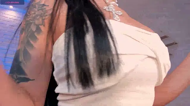 Snapshot of NickyLawson chatting on October 29, 2025, 4:26 am NickyLawson online show from October 29, 2025, 4:26 am