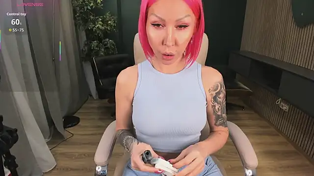 JessicaJane  online show from May 28, 2026, 8:28 pm