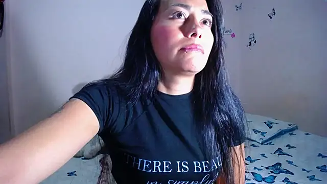 Snapshot of hanna_girl21 chatting on February 13, 2026, 1:45 am hanna girl21 online show from February 13, 2026, 1:45 am