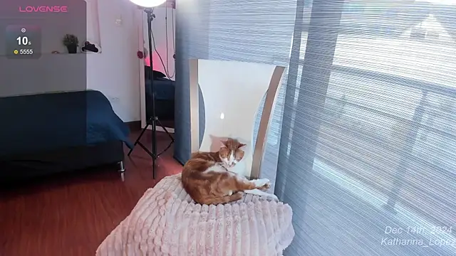 Katharina Lopez online show from December 16, 2024, 9:09 pm