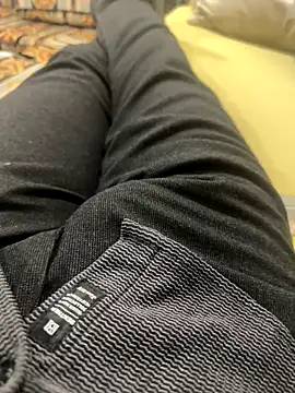 MAHKE12 online show from October 7, 2025, 4:15 pm