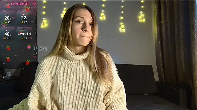 LovelyKatea online show from January 2, 2025, 10:26 am