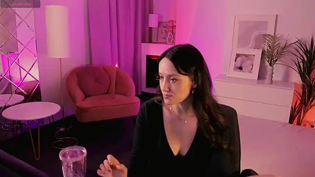 Snapshot of AgnesGoddess chatting on September 26, 2025, 8:51 am AgnesGoddess online show from September 26, 2025, 8:51 am