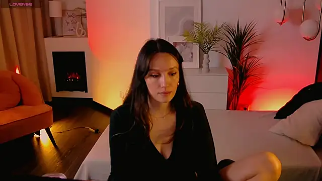 Snapshot of AgnesGoddess chatting on October 1, 2025, 7:47 am AgnesGoddess online show from October 1, 2025, 7:47 am