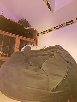 utoopia777 online show from February 10, 2026, 9:41 pm