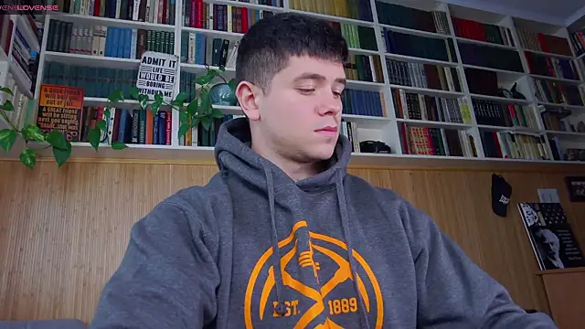 Arilas  online show from September 26, 2025, 7:01 am