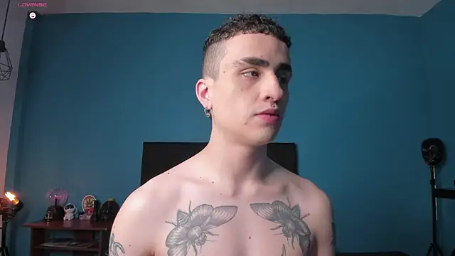 syd onfire online show from December 5, 2025, 7:43 pm