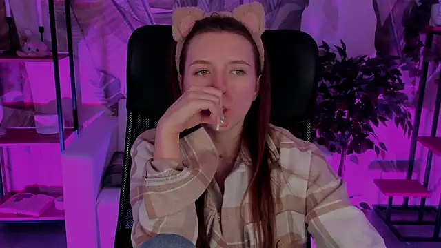 JennyDens online show from January 3, 2025, 9:04 am