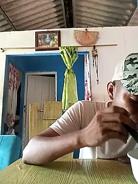 Snapshot of SmartNigga chatting on September 19, 2025, 6:30 pm SmartNigga online show from September 19, 2025, 6:30 pm