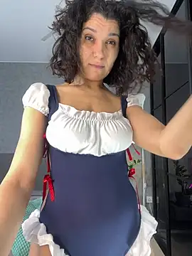 Snapshot of _CurlySue_ chatting on February 8, 2025, 6:22 am CurlySue online show from February 8, 2025, 6:22 am