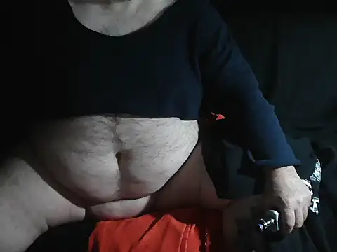 onkelgrau65 online show from March 13, 2025, 1:21 am