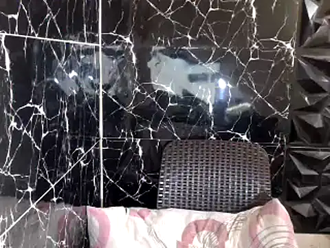 MissKeanna online show from December 25, 2024, 10:05 pm