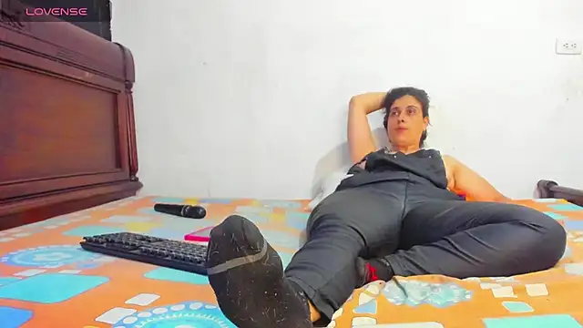 electraaxx online show from February 22, 2025, 3:14 pm