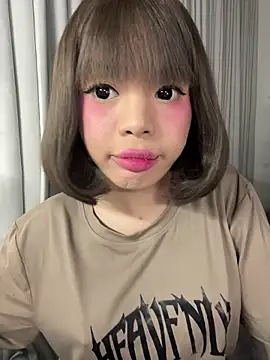 SweetCheska19 online show from September 11, 2025, 8:31 pm