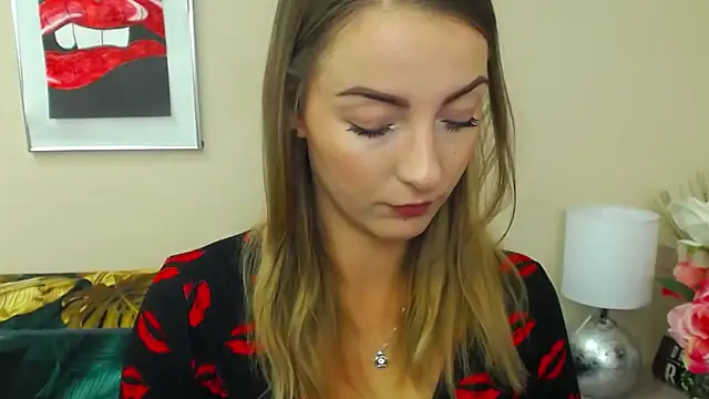 NatalieSexy online show from October 3, 2025, 6:21 am