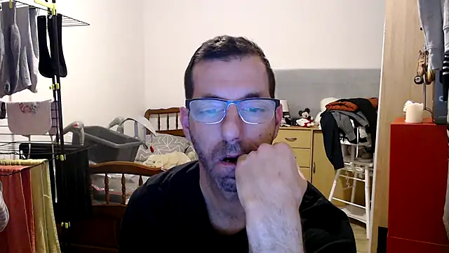 steph19x5 online show from January 1, 2025, 12:44 pm