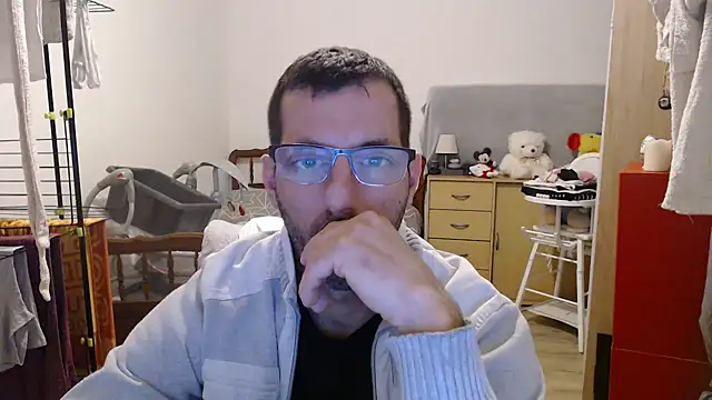 steph19x5 online show from January 2, 2025, 4:35 pm