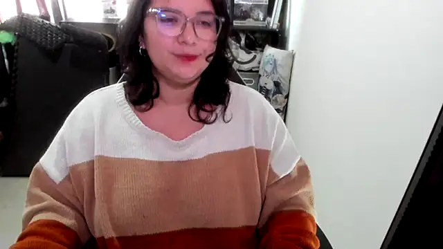 aika-dreams online show from December 22, 2025, 1:08 pm