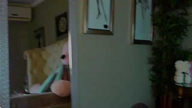 Snapshot of Squirt_Tanya chatting on January 11, 2025, 4:27 am Squirt Tanya online show from January 11, 2025, 4:27 am
