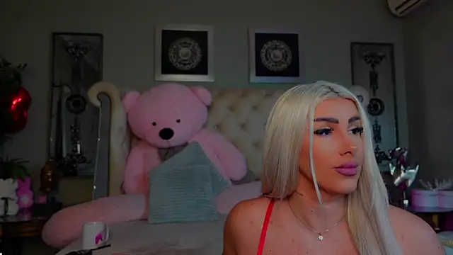 Snapshot of Squirt_Tanya chatting on February 3, 2025, 11:26 pm Squirt Tanya online show from February 3, 2025, 11:26 pm