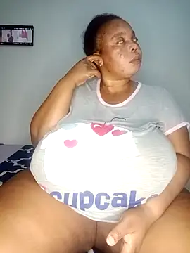 Lovelyboobs01 online show from March 6, 2025, 11:31 pm